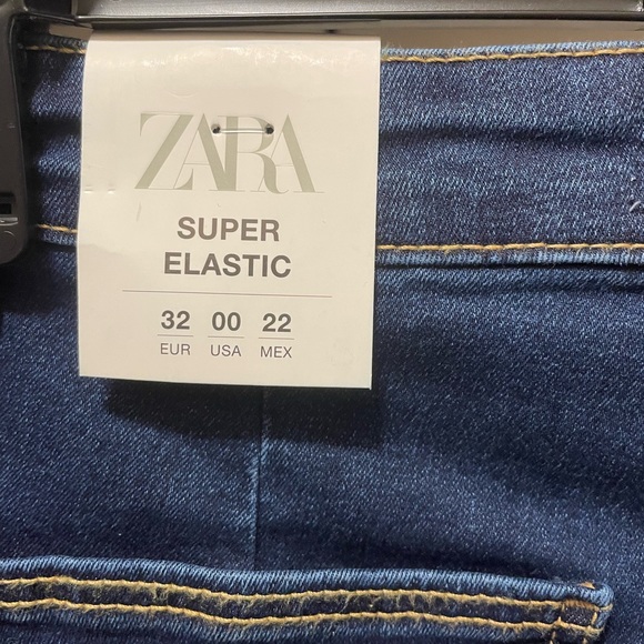 NWT Zara Super Elastic Jeans - Picture 3 of 3